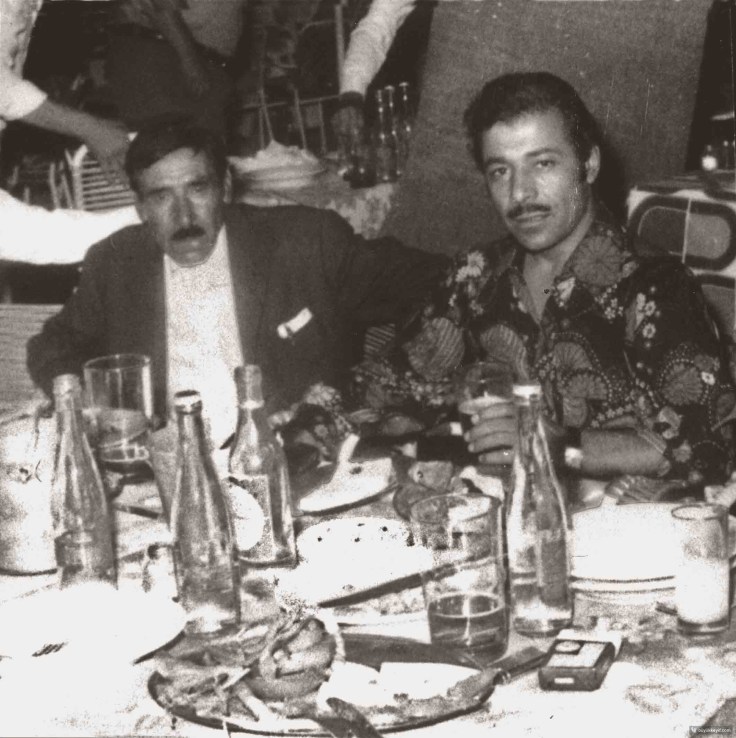 ertas-neset-babasiyla-raki-iciyor-kalan-muzik-koll